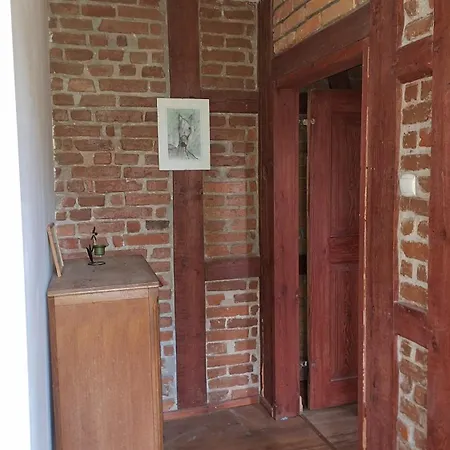 Stara Szkola Apartment *